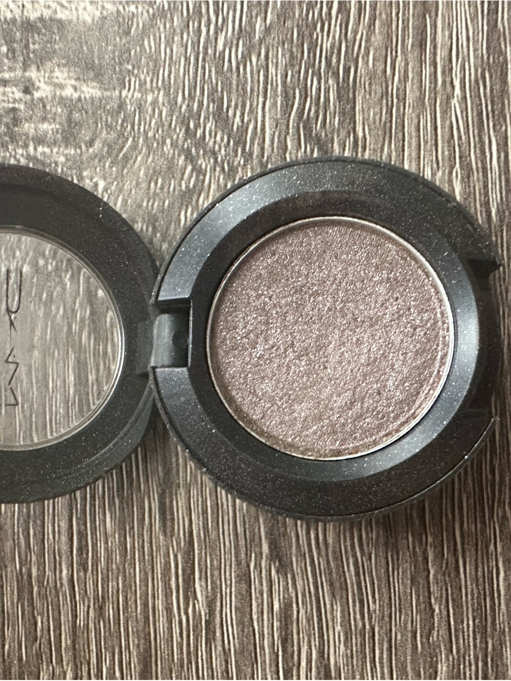 MAC Cosmetics Shimmery Taupe Single Eyeshadow